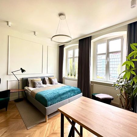 Apartament Grafitowy Apartment Poznań Exterior foto